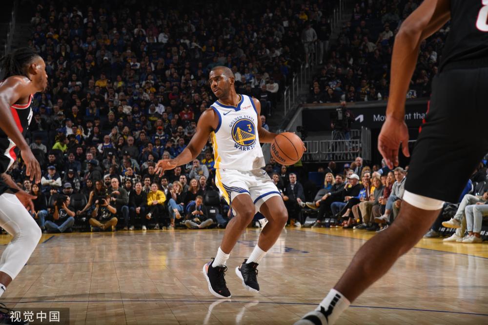 于在中场的 于在中场的