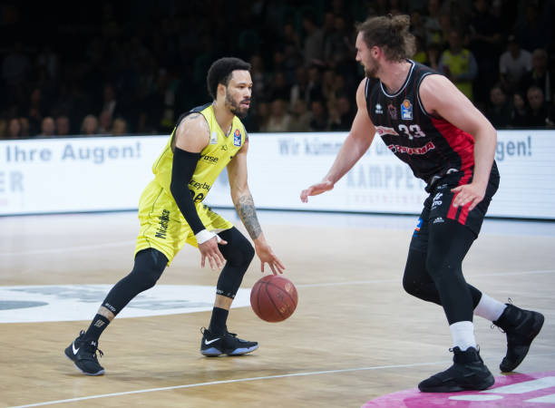 对手防线 对手防线