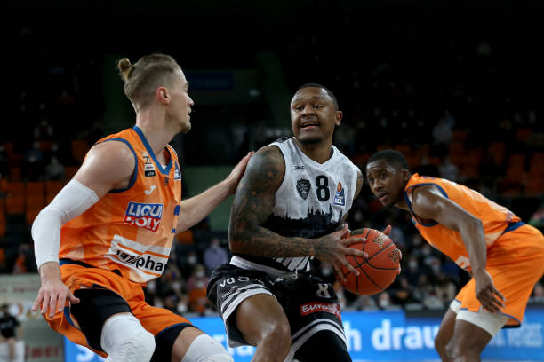 着伤势恢复 着伤势恢复